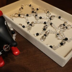 white crystal / black agate bracelet - Image 4