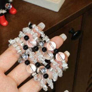 white crystal / black agate bracelet - Image 7