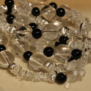 white crystal / black agate bracelet - Image 9