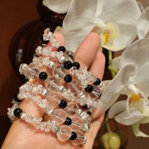 white crystal / black agate bracelet - Image 10