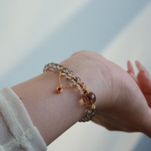 The guardian bracelet for women's careers - Image 3
