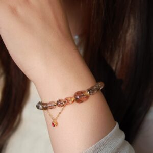The guardian bracelet for women's careers - Image 5