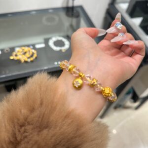 White crystal bracelet - Image 1