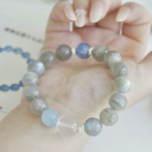 The grey moonlight bracelet - Image 8