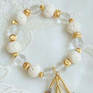 Moonlight Reindeer White Crystal Bracelet - Image 12