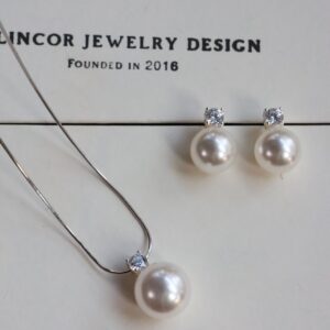 Imported Swarovski pearls in two colors - Image 2