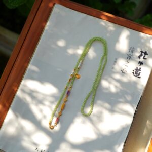 Olivine faceted necklace - Image 1